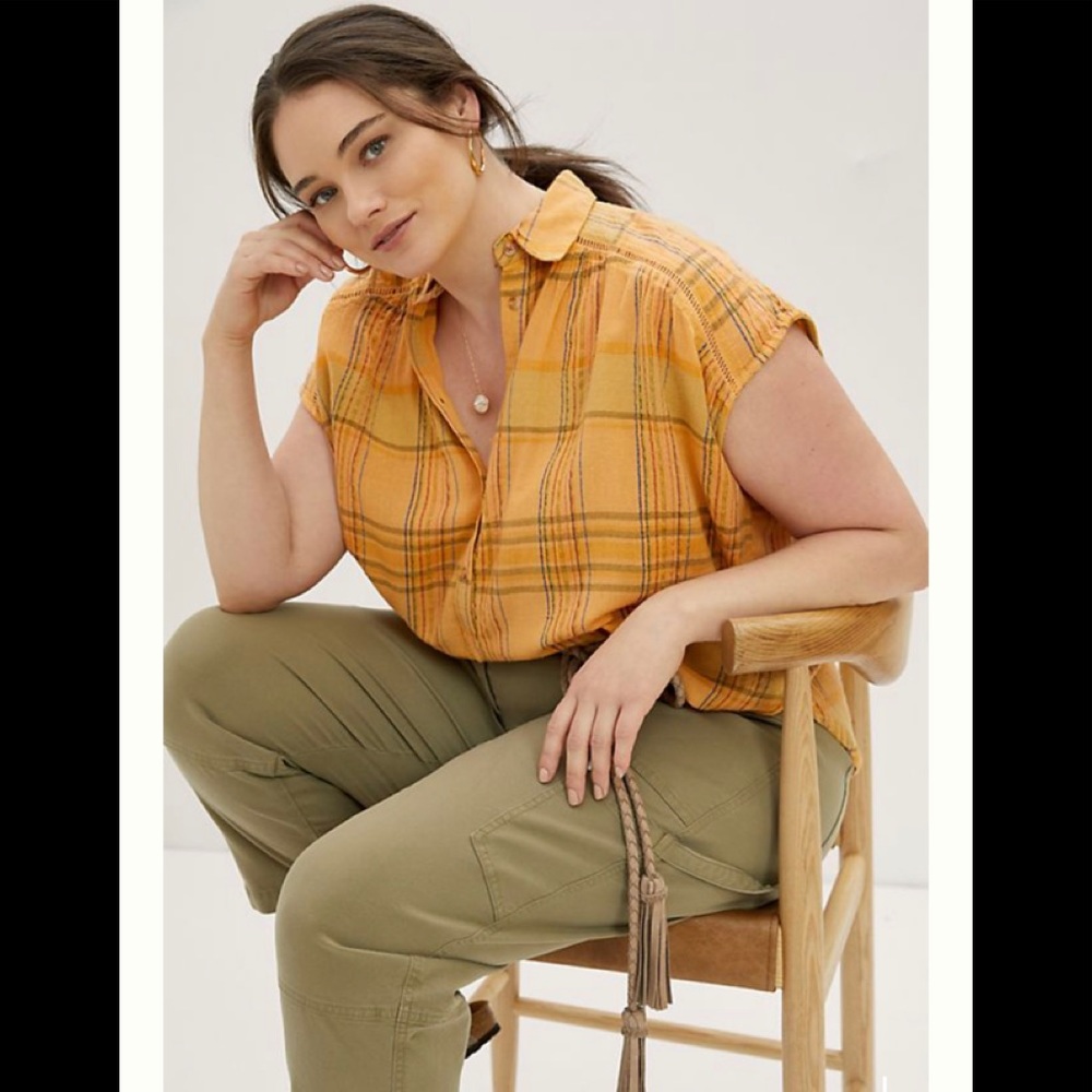 COPY - Serena Surf Henley Blouse